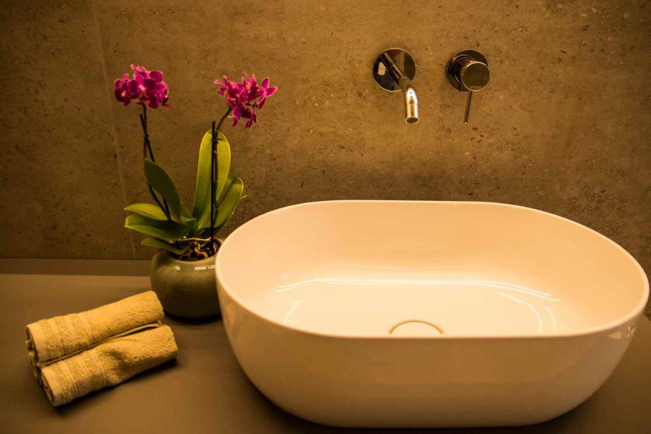 Luxury Langhe Loft Apartment La Morra Ngoại thất bức ảnh